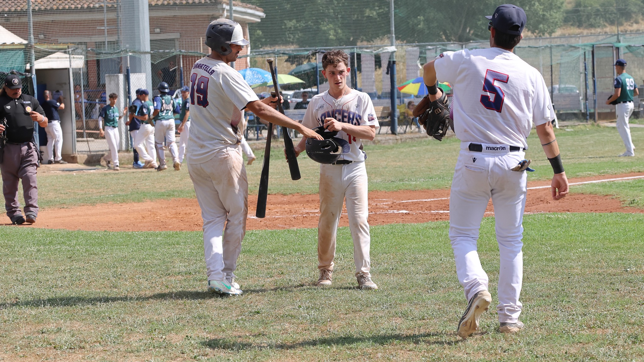 Rete Da Lancio Per Baseball E Softball Con 9 Fori - Bersaglio Per Allenatore - Rossa